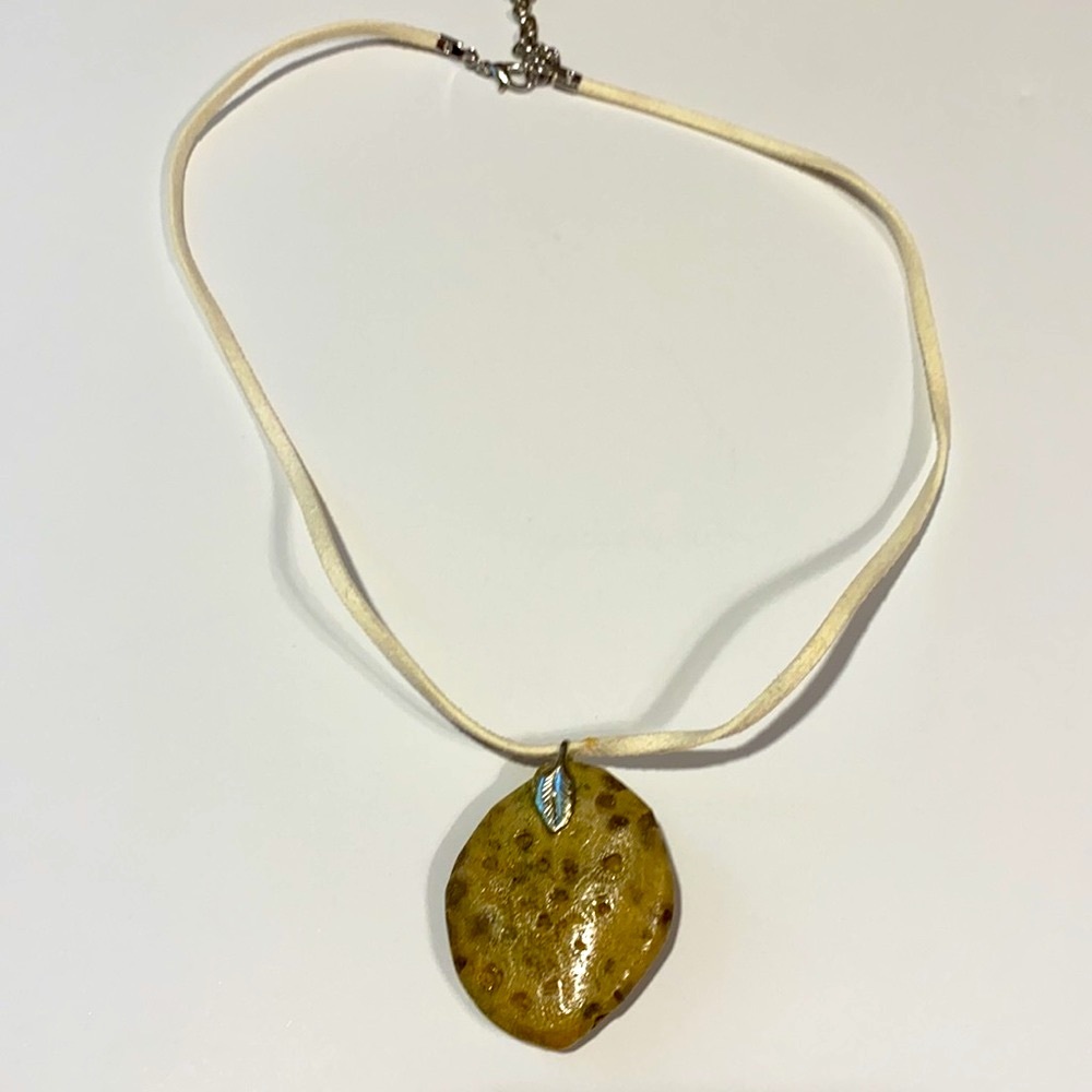 Petoskey Stone Fabric Chain 18” Necklace Jewelry - Picture 3 of 11
